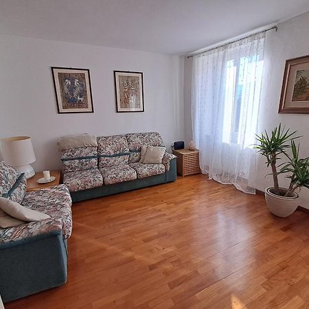 Appartamento Gisella Роверето Екстериор снимка